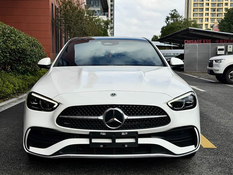 Mercedes-Benz C-Class 2025 C 260 L Sport Edition - zdjęcie 2