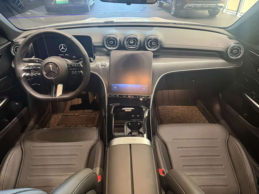 Mercedes-Benz C-Class 2025 C 260 L Sport Edition - zdjęcie 12