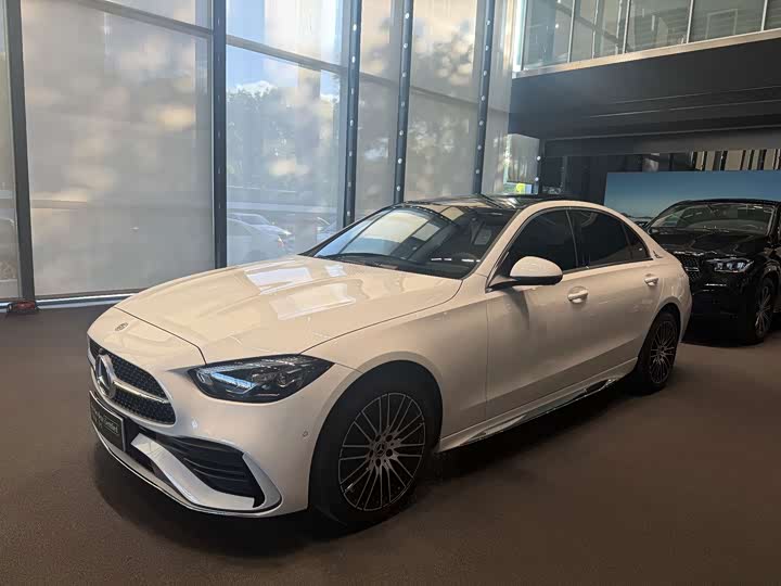 Mercedes-Benz C-Class 2025 C 260 L Sport Edition - zdjęcie 15