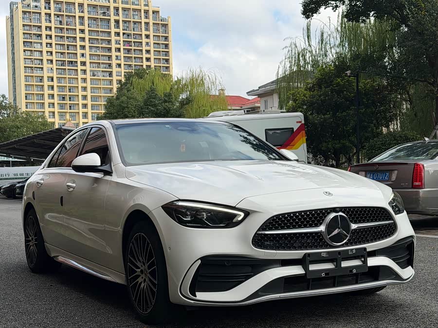 Mercedes-Benz C-Class 2025 C 260 L Sport Edition - zdjęcie 3