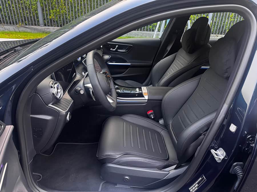 Mercedes-Benz C-Class 2026 C 260 L Sport Edition - zdjęcie 4