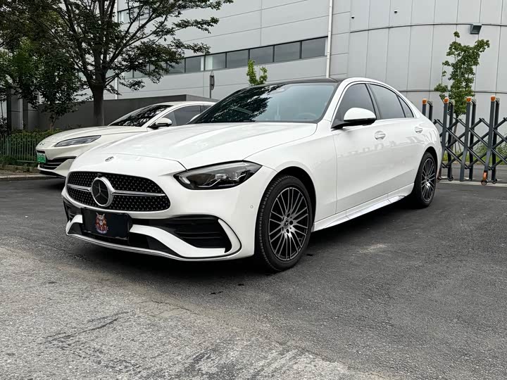 Mercedes-Benz C-Class 2026 C 260 L Sport Special Edition - zdjęcie 17