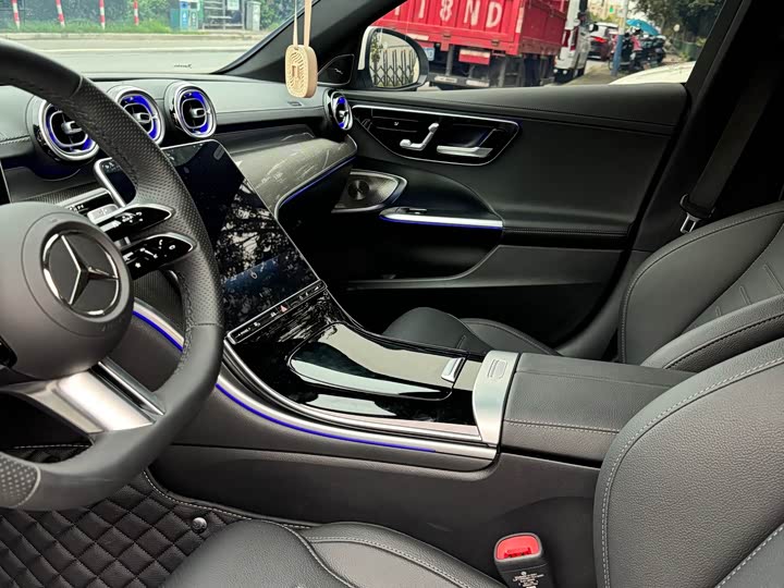 Mercedes-Benz C-Class 2026 C 260 L Sport Special Edition - zdjęcie 20