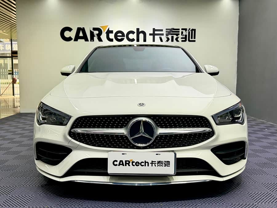 Mercedes-Benz CLA 200 4MATIC - zdjęcie 2