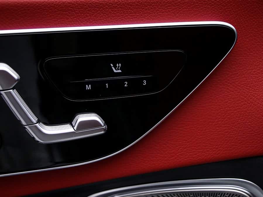Mercedes-Benz CLE 2025 CLE 300 4MATIC Luxury Coupe - zdjęcie 12