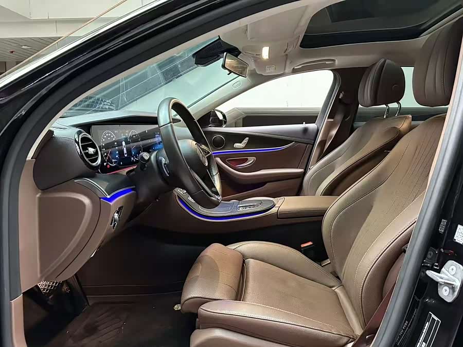 Mercedes-Benz E-Class 2023 E 260 L Sport - zdjęcie 7