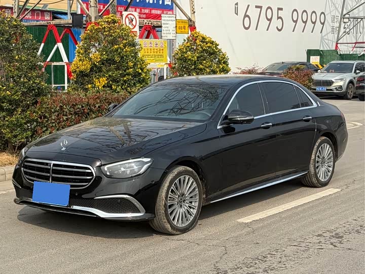 Mercedes-Benz E-Class 2023 E 300 L Luxury - zdjęcie 11