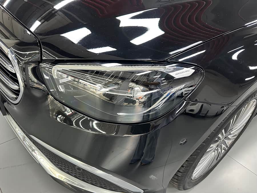 Mercedes-Benz E-Class 2023 E 300 L Luxury - zdjęcie 15