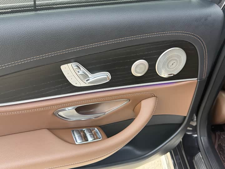 Mercedes-Benz E-Class 2023 E 300 L Luxury - zdjęcie 17