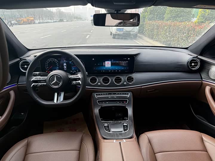 Mercedes-Benz E-Class 2023 E 300 L Luxury - zdjęcie 18
