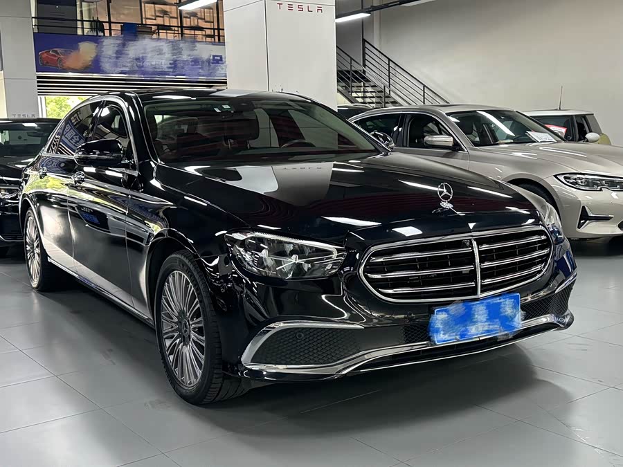 Mercedes-Benz E-Class 2023 E 300 L Luxury - zdjęcie 3