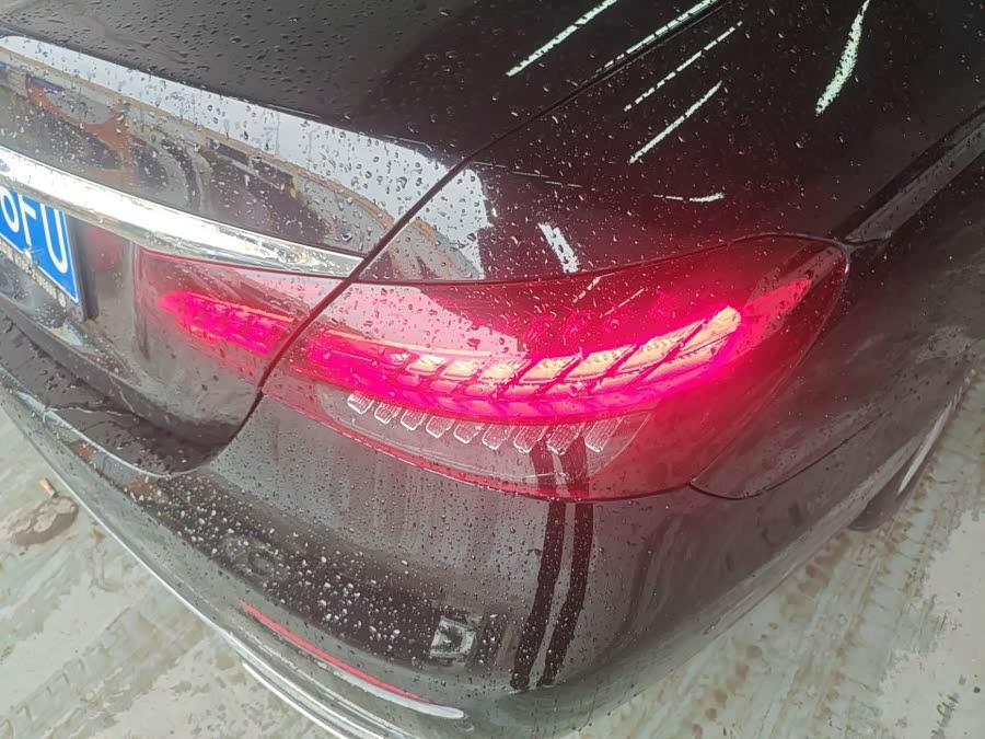 Mercedes-Benz E-Class 2023 E 300 L Luxury - zdjęcie 5