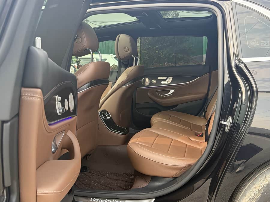 Mercedes-Benz E-Class 2023 E 300 L Luxury - zdjęcie 6
