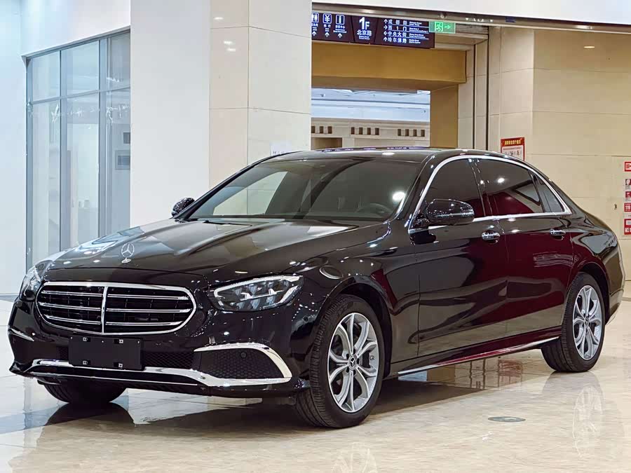 Mercedes-Benz E-Class 2023 E 300 L Sport Luxury - zdjęcie 1