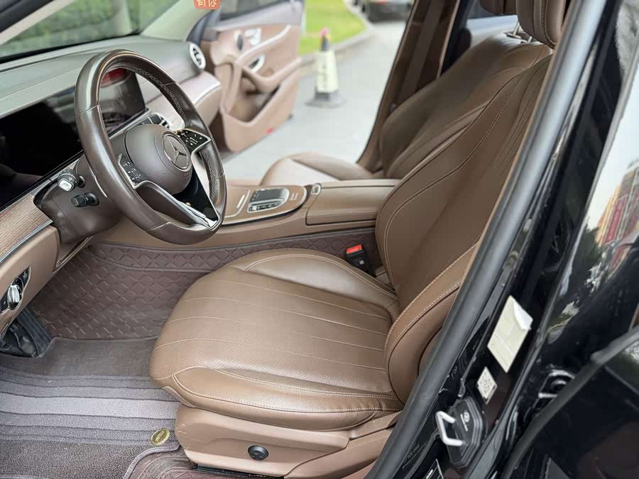 Mercedes-Benz E-Class 2023 Facelift E 300 L Fashion Edition - zdjęcie 7