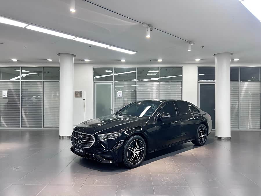 Mercedes-Benz E-Class 2025 E 300 Fashion Sport - zdjęcie 1