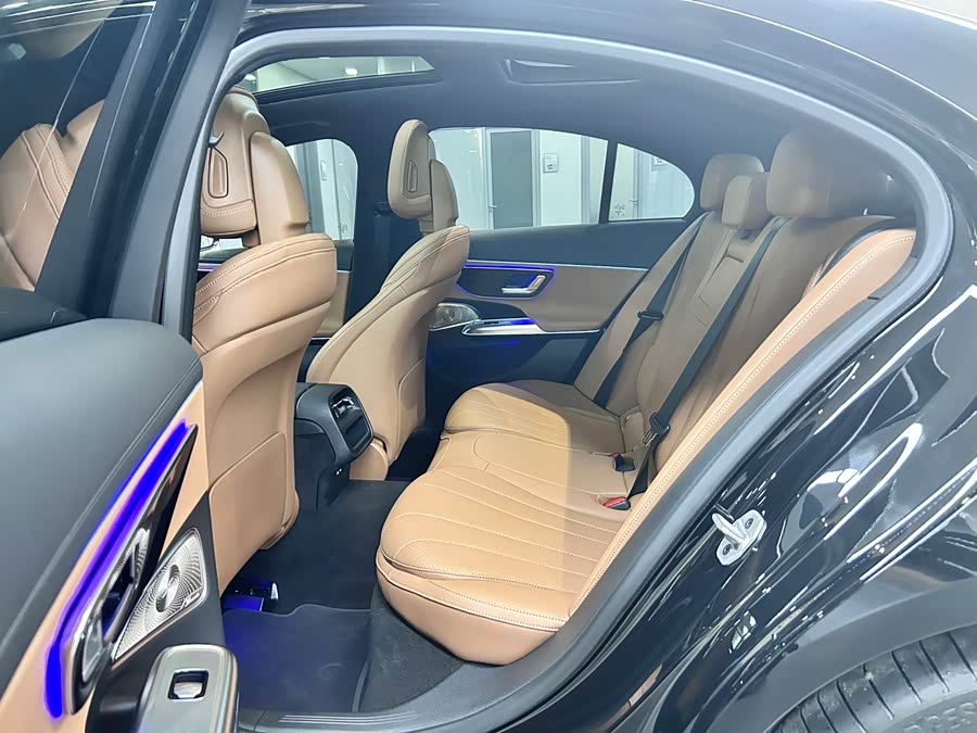 Mercedes-Benz E-Class 2025 E 300 Fashion Sport - zdjęcie 11