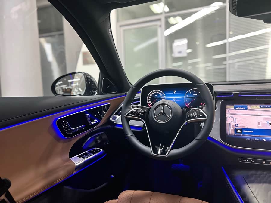 Mercedes-Benz E-Class 2025 E 300 Fashion Sport - zdjęcie 13
