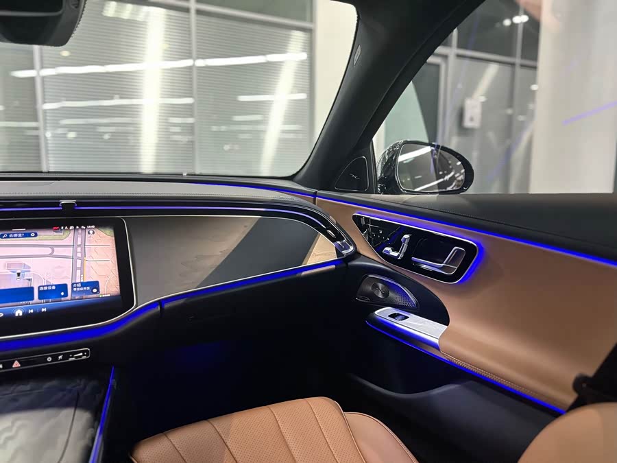 Mercedes-Benz E-Class 2025 E 300 Fashion Sport - zdjęcie 15