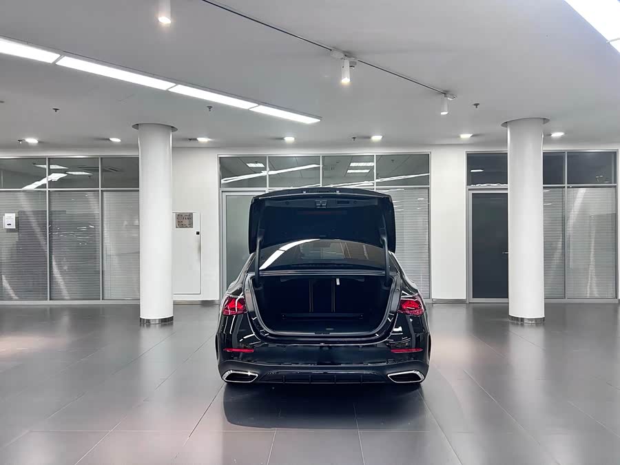 Mercedes-Benz E-Class 2025 E 300 Fashion Sport - zdjęcie 6