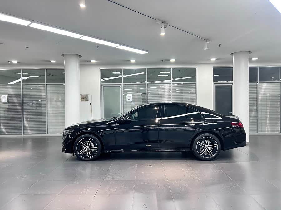 Mercedes-Benz E-Class 2025 E 300 Fashion Sport - zdjęcie 9