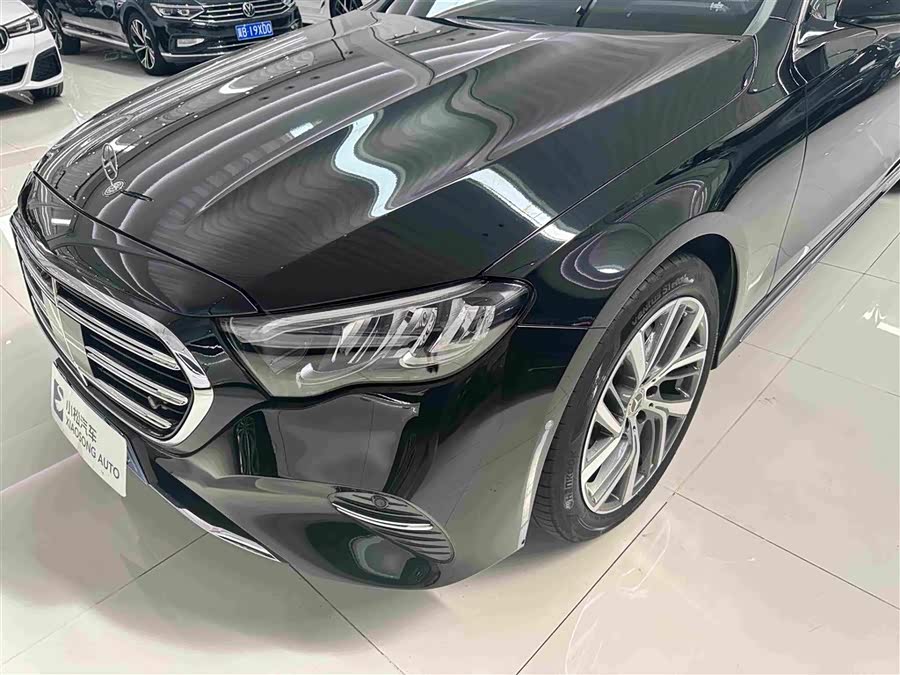 Mercedes-Benz E-Class 2025 E 300 L Fashion - zdjęcie 3