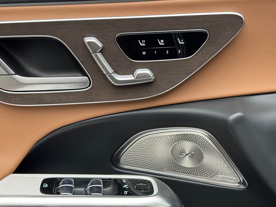 Mercedes-Benz E-Class 2025 E 300 L Fashion - zdjęcie 5
