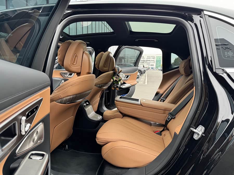 Mercedes-Benz E-Class 2025 E 300 L Fashion - zdjęcie 8