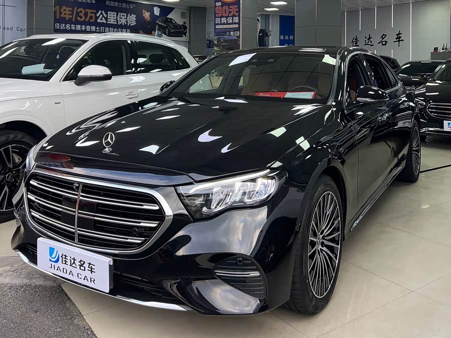 Mercedes-Benz E-Class 2025 E 300 L Luxury - zdjęcie 1