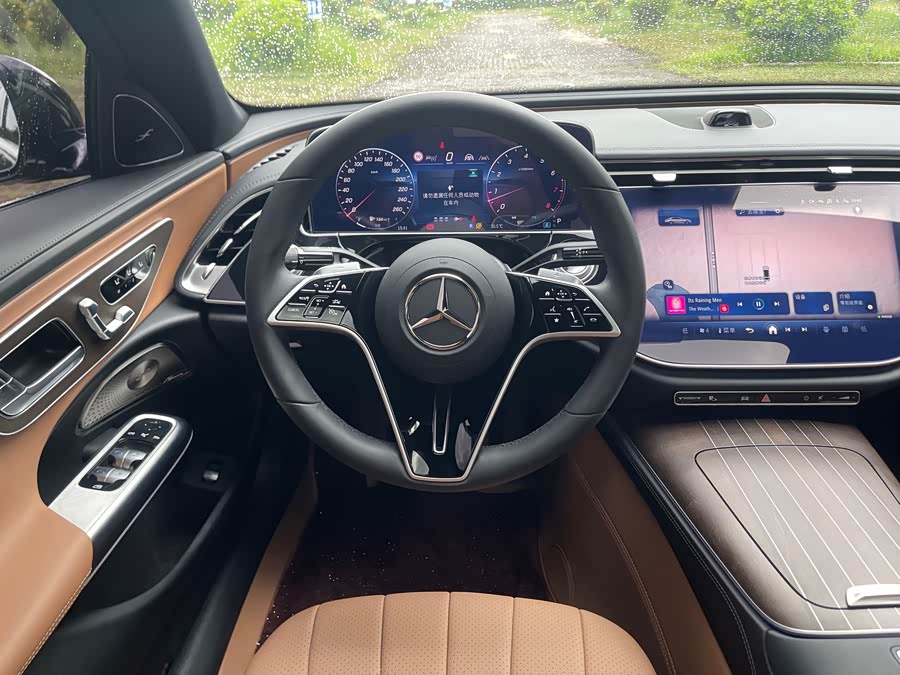 Mercedes-Benz E-Class 2025 E 300 L Luxury - zdjęcie 17