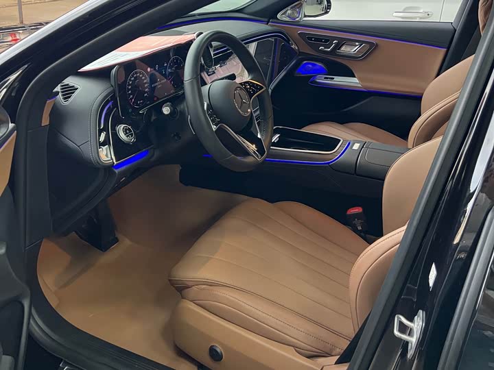 Mercedes-Benz E-Class 2025 E 300 L Luxury - zdjęcie 19