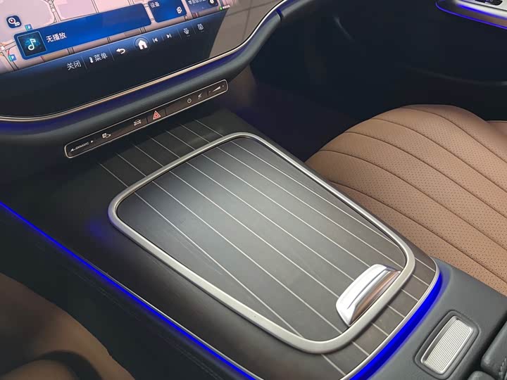 Mercedes-Benz E-Class 2025 E 300 L Luxury - zdjęcie 20