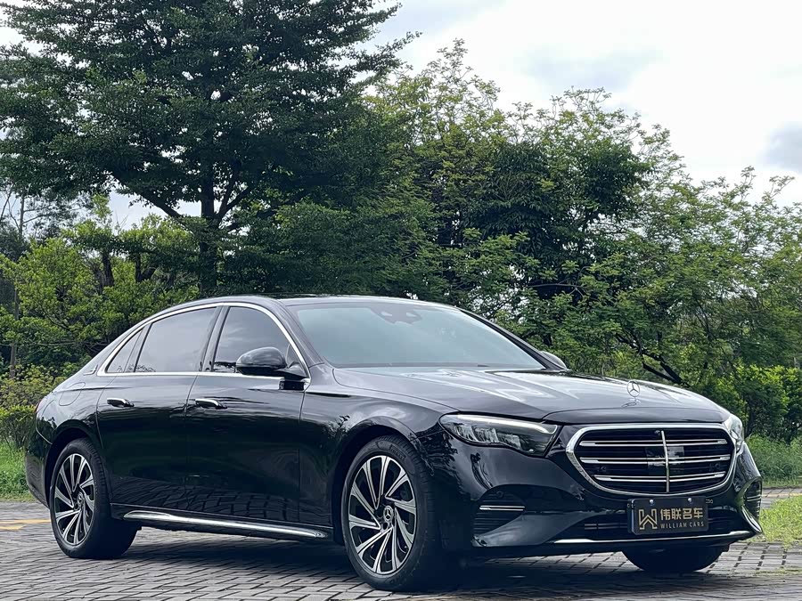 Mercedes-Benz E-Class 2025 E 300 L Luxury - zdjęcie 3