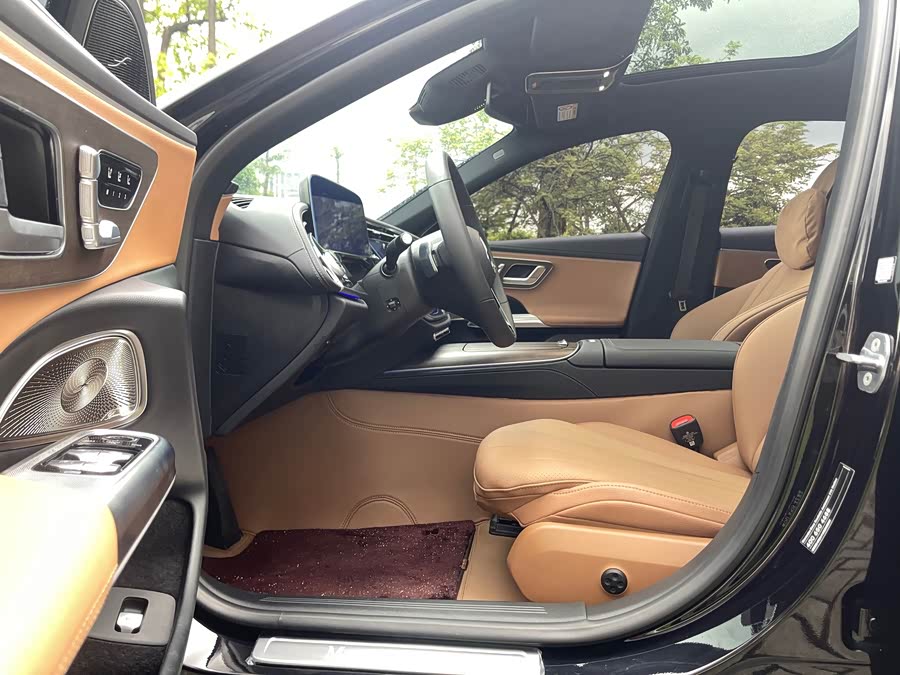 Mercedes-Benz E-Class 2025 E 300 L Luxury - zdjęcie 7
