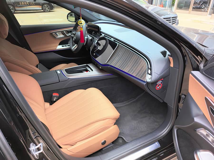 Mercedes-Benz E-Class 2026 E 300 L Fashion - zdjęcie 4
