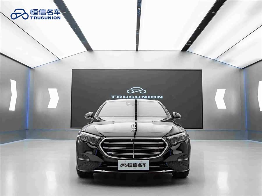 Mercedes-Benz E-Class 2026 E 300 L Luxury - zdjęcie 2