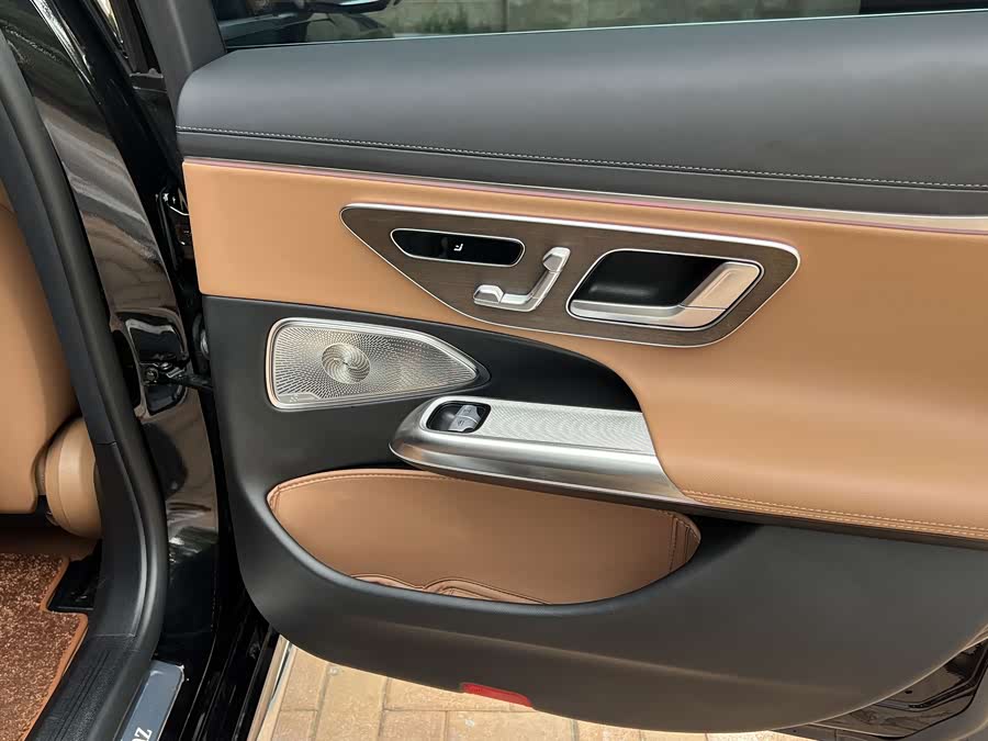 Mercedes-Benz E-Class 2026 E 300 L Luxury - zdjęcie 15