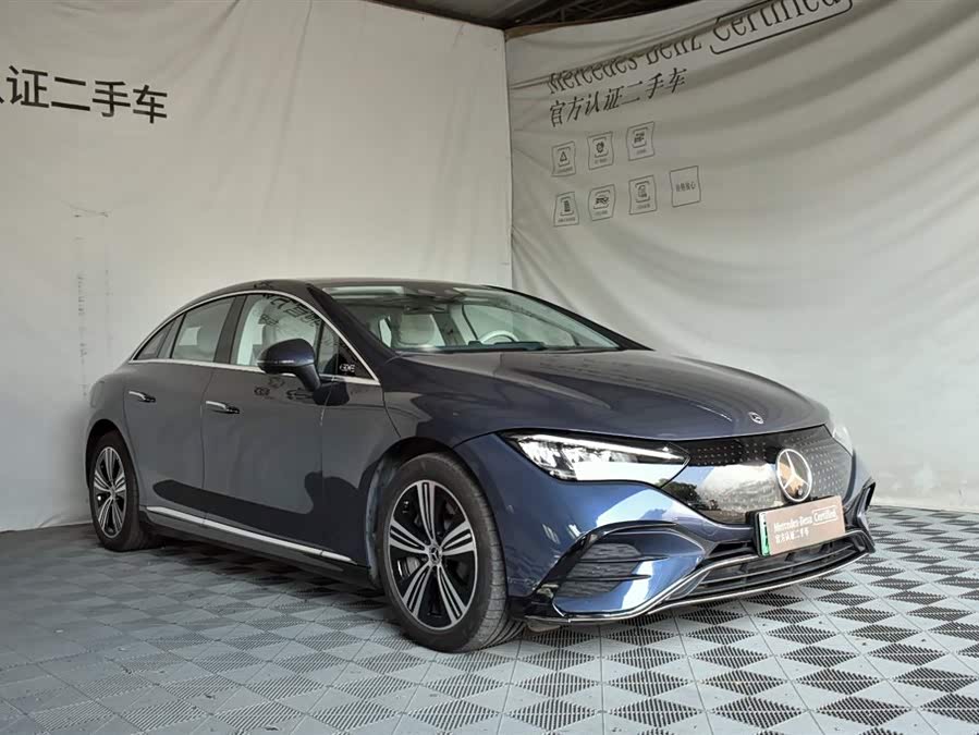 Mercedes-Benz EQE 2025 500 4MATIC Luxury Edition - zdjęcie 3