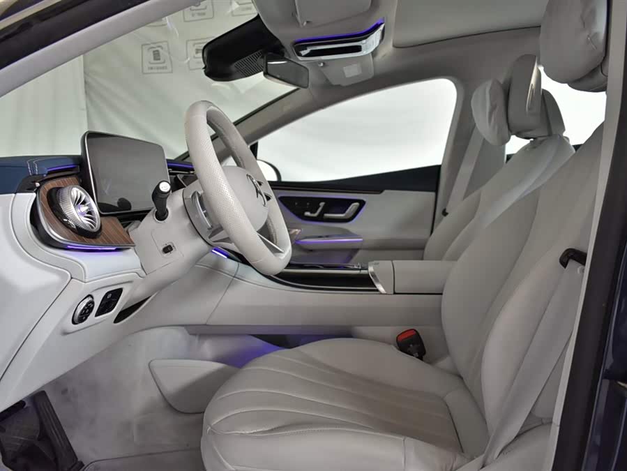 Mercedes-Benz EQE 2025 500 4MATIC Luxury Edition - zdjęcie 5