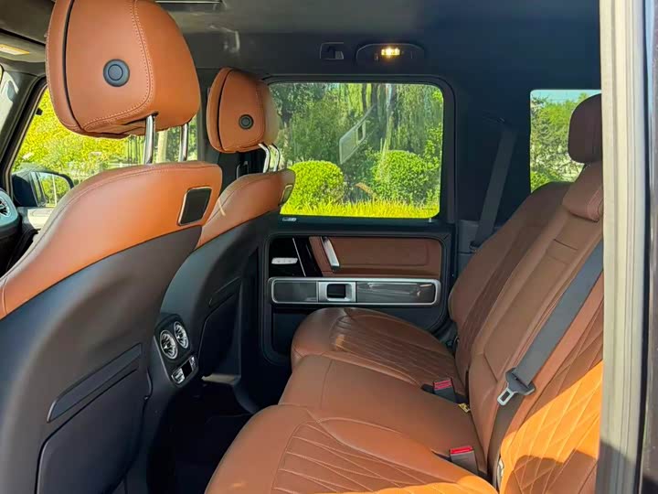 Mercedes-Benz G-Class 2023 G 500 - zdjęcie 13