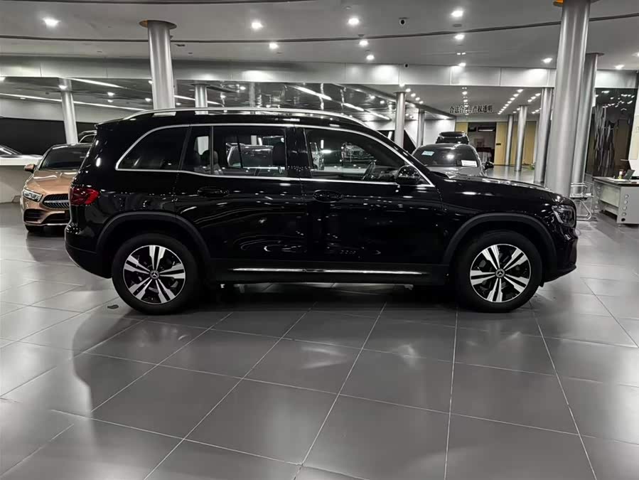 Mercedes-Benz GLB 2024 GLB 200 Dynamic - zdjęcie 6
