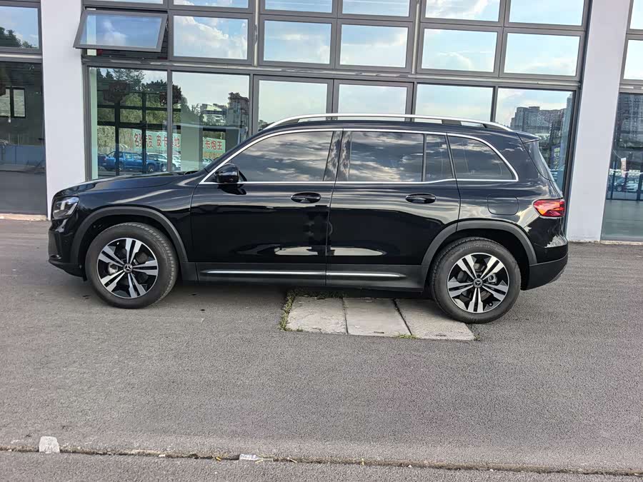 Mercedes-Benz GLB 2025 GLB 200 Dynamic - zdjęcie 12