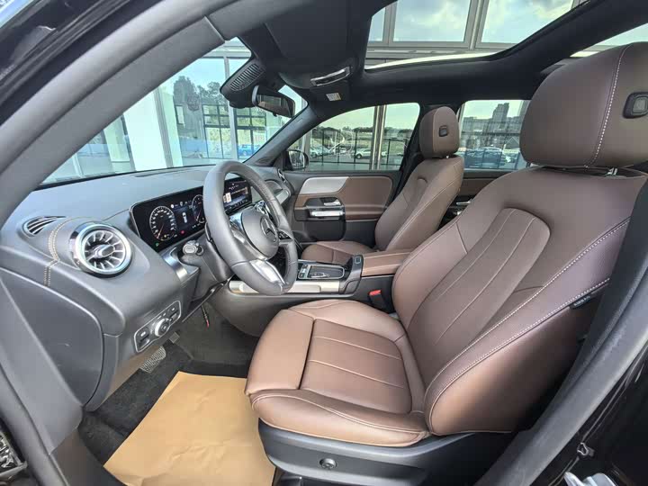 Mercedes-Benz GLB 2025 GLB 200 Dynamic - zdjęcie 16
