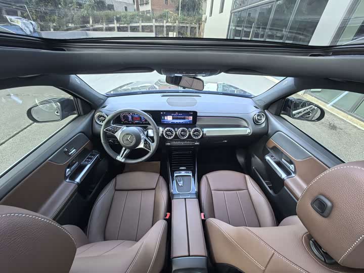 Mercedes-Benz GLB 2025 GLB 200 Dynamic - zdjęcie 17