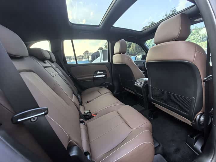 Mercedes-Benz GLB 2025 GLB 200 Dynamic - zdjęcie 20