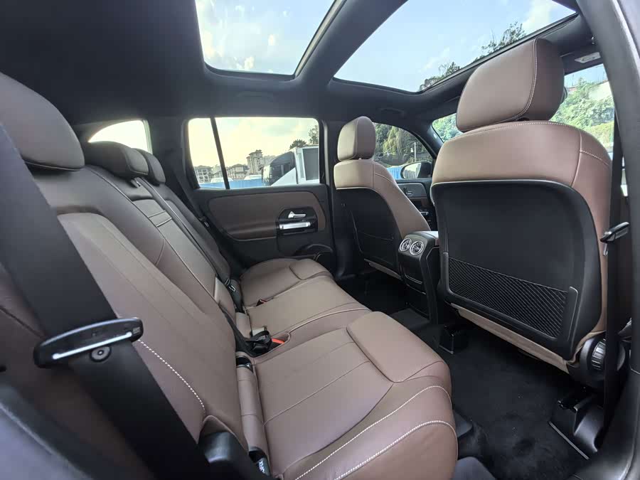 Mercedes-Benz GLB 2025 GLB 200 Dynamic - zdjęcie 7