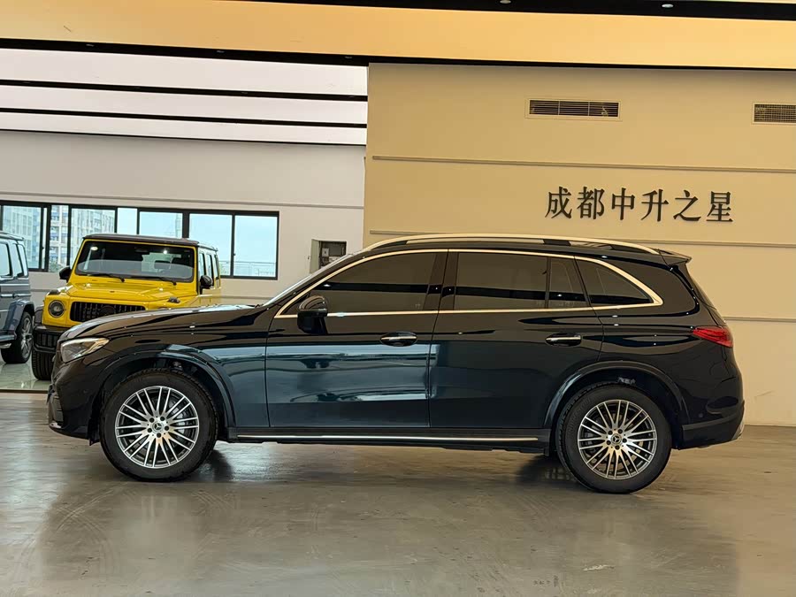 Mercedes-Benz GLC 2024 Facelift GLC 300 L 4MATIC Dynamic Type 5-Seater - zdjęcie 3