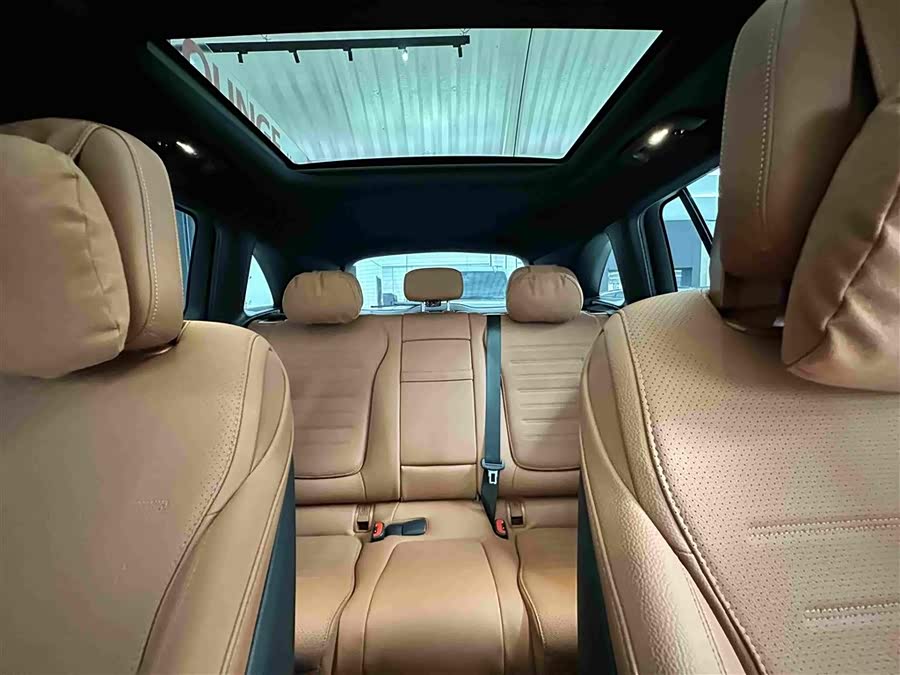 Mercedes-Benz GLC 2025 GLC 300 L 4MATIC Dynamic Edition 5-seater - zdjęcie 15