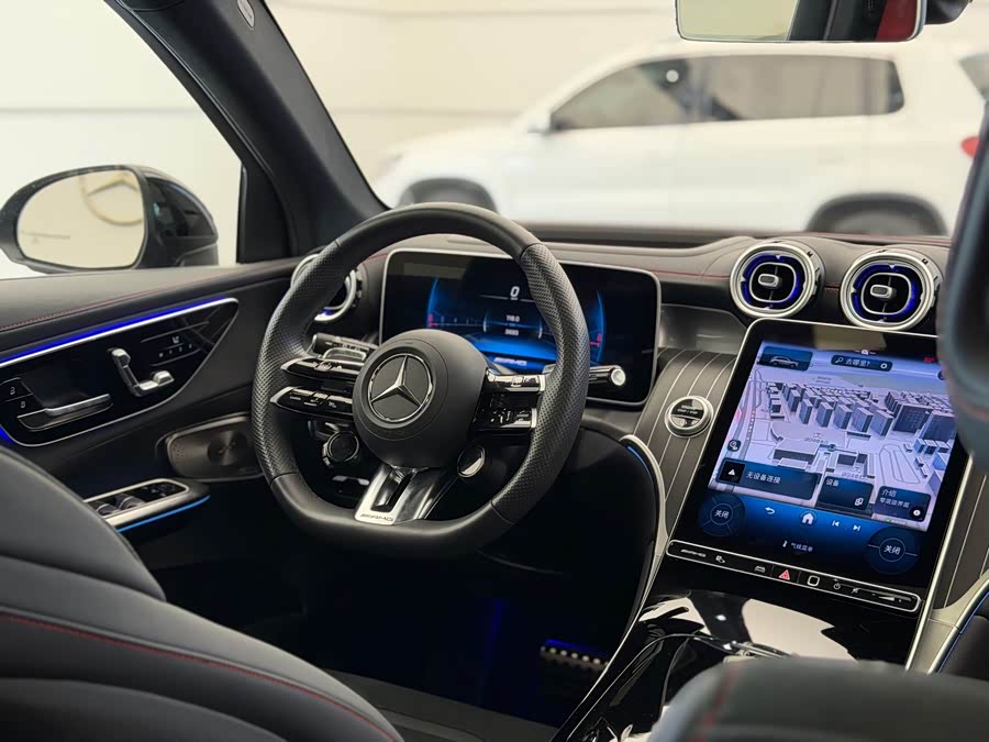 Mercedes-Benz GLC AMG 2024 AMG GLC 43 4MATIC - zdjęcie 17