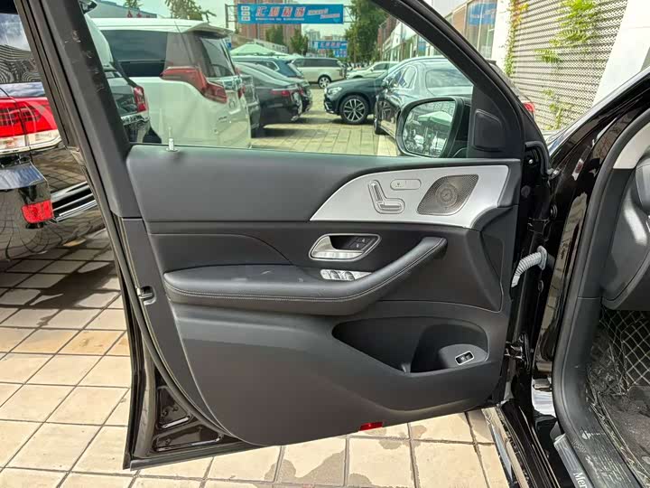 Mercedes-Benz GLE 350 4MATIC Coupe SUV Fashion - zdjęcie 12